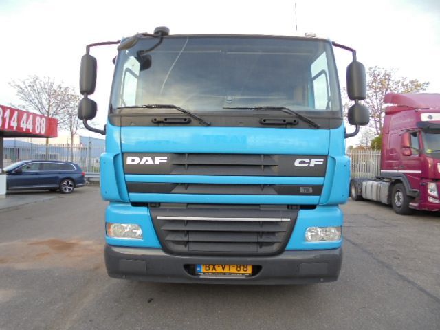 DAF 85.410 FTP -410 6X2 COMPRESSOR - Cabeza tractora: foto 2 DAF 85.410 FTP -410 6X2 COMPRESSOR - Cabeza tractora: foto 2