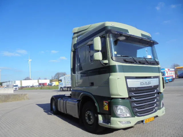 DAF XF 410 - Cabeza tractora: foto 3 DAF XF 410 - Cabeza tractora: foto 3
