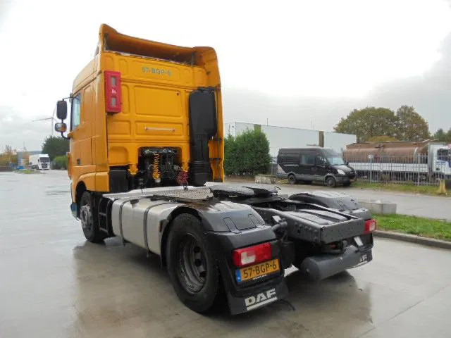 Cabeza tractora DAF XF 440: foto 6