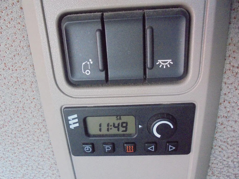 Cabeza tractora DAF XF 440: foto 15