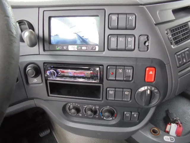 Cabeza tractora DAF XF 440 SUPER SPACE CAB: foto 15