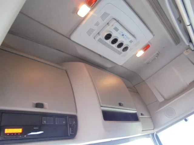 Cabeza tractora DAF XF 440 SUPER SPACE CAB: foto 7
