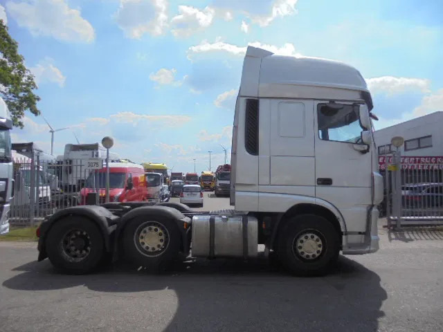 Cabeza tractora DAF XF 450 FTG 6X2 SUPER SPACE DUITSE BRIEF: foto 19