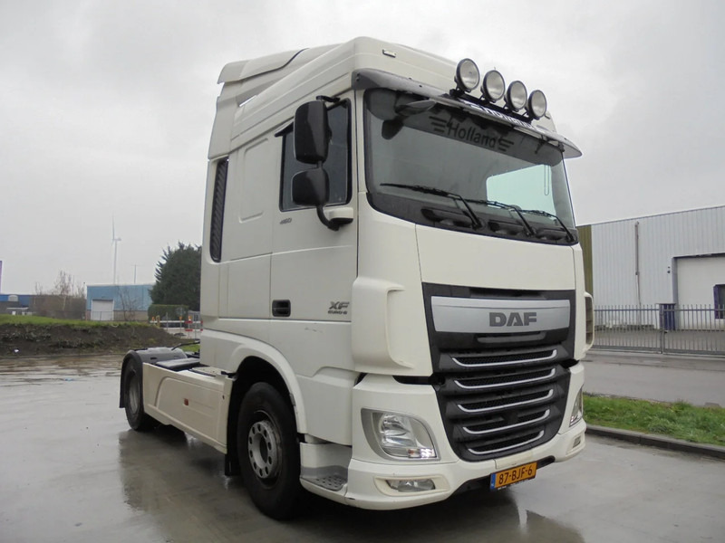 DAF XF 460 - Cabeza tractora: foto 3 DAF XF 460 - Cabeza tractora: foto 3