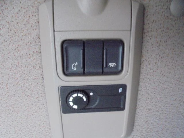 Cabeza tractora DAF XF 460: foto 8