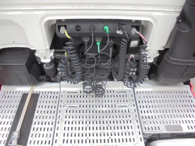 Cabeza tractora DAF XF 530 SSC INTARDER: foto 8