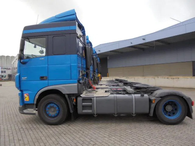 Cabeza tractora DAF XF XF 106 SPACECAB: foto 9
