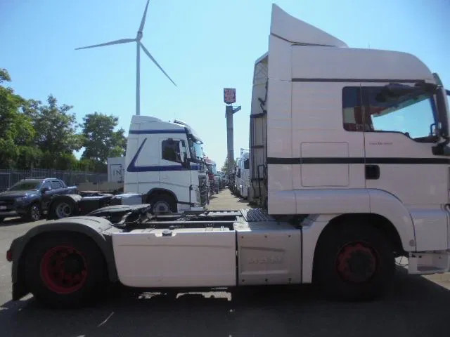 MAN TGS 320 LX - Cabeza tractora: foto 4 MAN TGS 320 LX - Cabeza tractora: foto 4