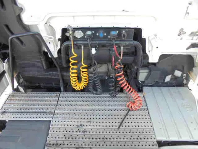 Cabeza tractora MAN TGX 18.400: foto 8
