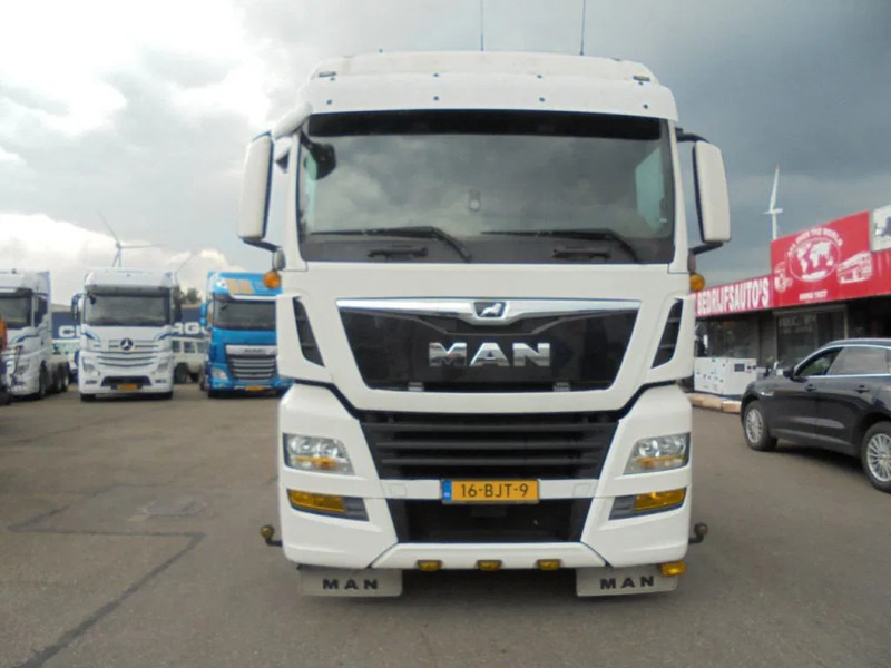 MAN TGX 18.420 - Cabeza tractora: foto 2 MAN TGX 18.420 - Cabeza tractora: foto 2