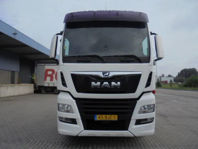 MAN TGX 26-500 XXL NEW TYPE TACHO - Cabeza tractora: foto 2 MAN TGX 26-500 XXL NEW TYPE TACHO - Cabeza tractora: foto 2