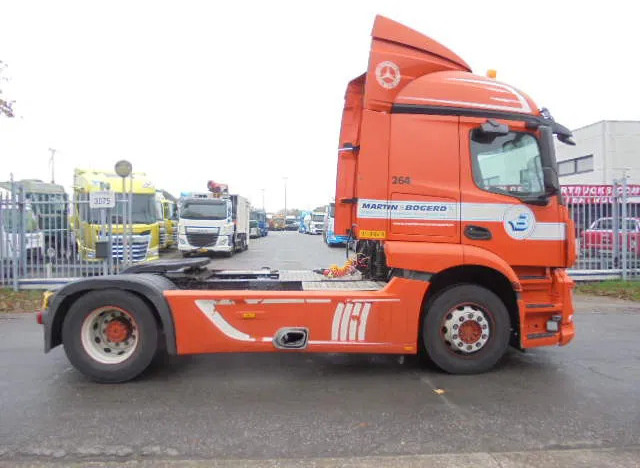 Mercedes-Benz Actros 1840 - Cabeza tractora: foto 3 Mercedes-Benz Actros 1840 - Cabeza tractora: foto 3