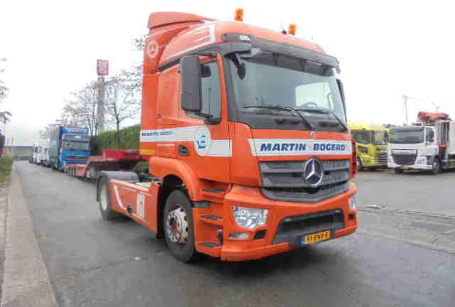 Mercedes-Benz Actros 1840 - Cabeza tractora: foto 2 Mercedes-Benz Actros 1840 - Cabeza tractora: foto 2