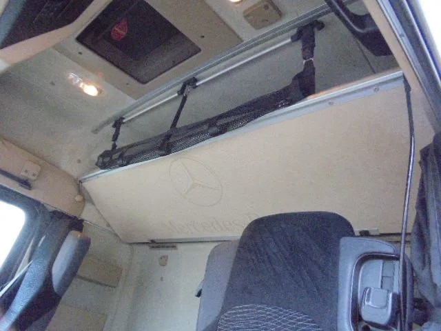 Mercedes-Benz Actros 1842 15x IN STOCK - Cabeza tractora: foto 4 Mercedes-Benz Actros 1842 15x IN STOCK - Cabeza tractora: foto 4