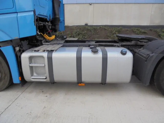 Cabeza tractora Mercedes-Benz Actros 1842 LS EUR6: foto 6