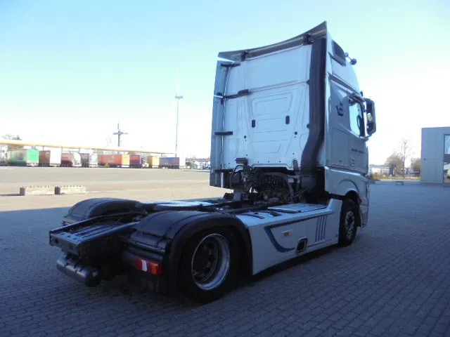Mercedes-Benz Actros 1842 LS NL TRUCK - Cabeza tractora: foto 4 Mercedes-Benz Actros 1842 LS NL TRUCK - Cabeza tractora: foto 4