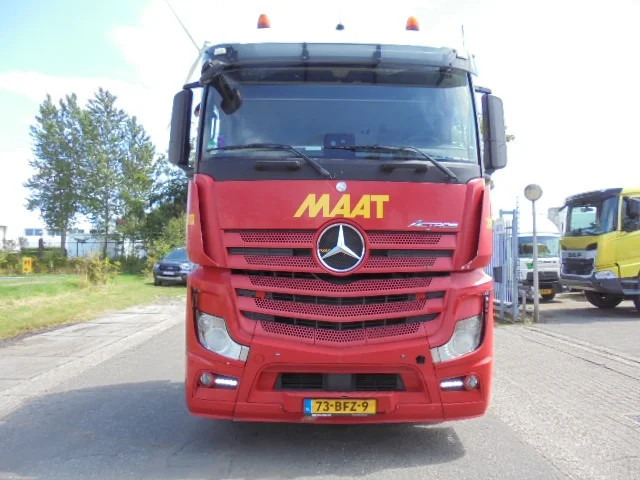 Mercedes-Benz Actros 1843 - Cabeza tractora: foto 2 Mercedes-Benz Actros 1843 - Cabeza tractora: foto 2