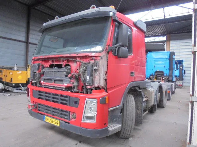 Volvo FM 380 ENGINE NOT OK ONLY PARTS NL TRUCK - Cabeza tractora: foto 1 Volvo FM 380 ENGINE NOT OK ONLY PARTS NL TRUCK - Cabeza tractora: foto 1