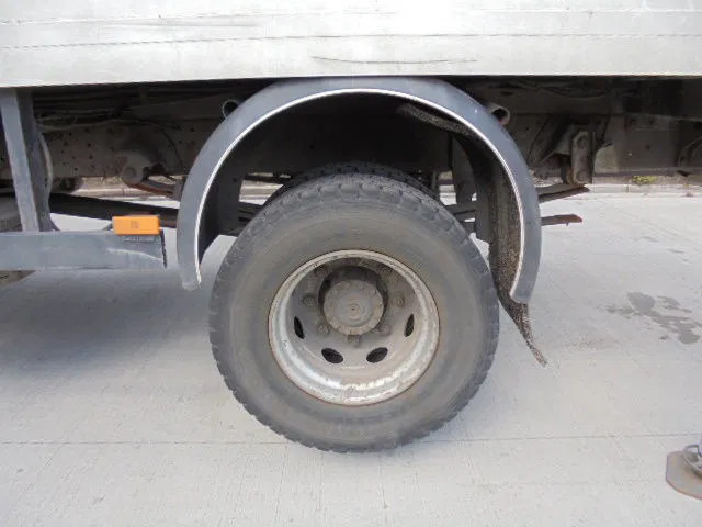 Camión Iveco EuroCargo 120 EL22 EUR5: foto 9
