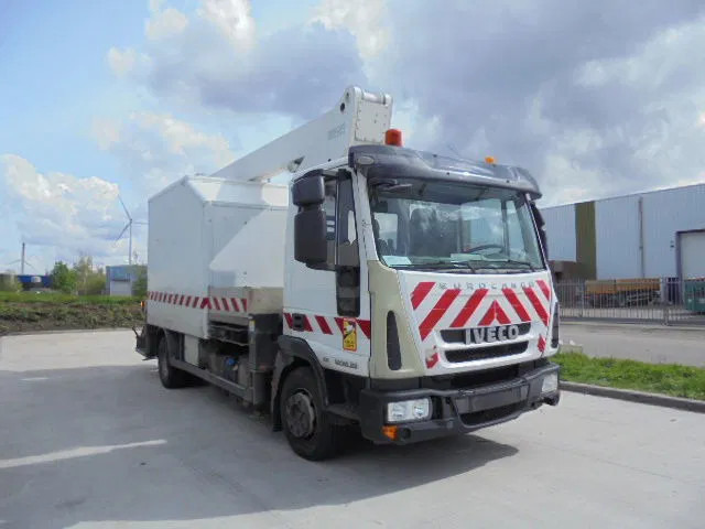 Camión Iveco EuroCargo 120 EL22 EUR5: foto 12
