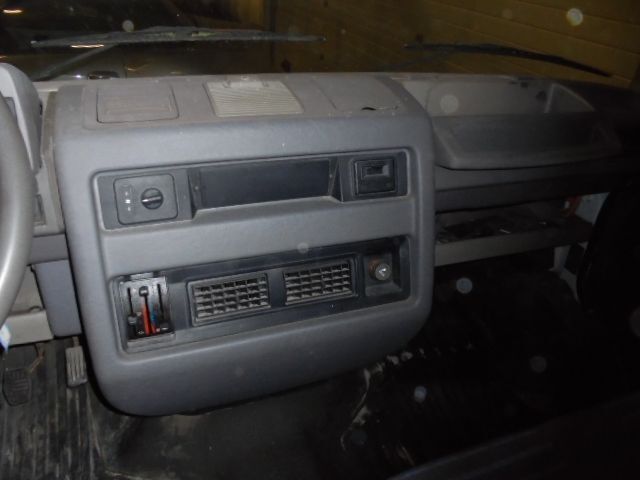 Camión caja abierta DAF 400 400: foto 9