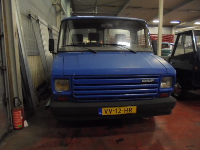 DAF 400 400 - Camión caja abierta: foto 2 DAF 400 400 - Camión caja abierta: foto 2