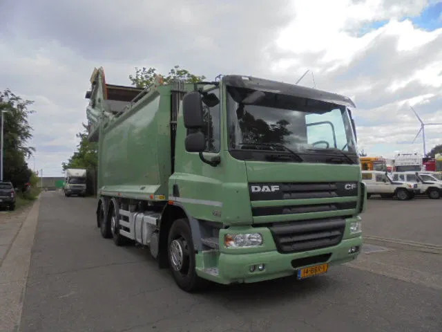 DAF CF 250 6X2 - Camión de basura: foto 3 DAF CF 250 6X2 - Camión de basura: foto 3