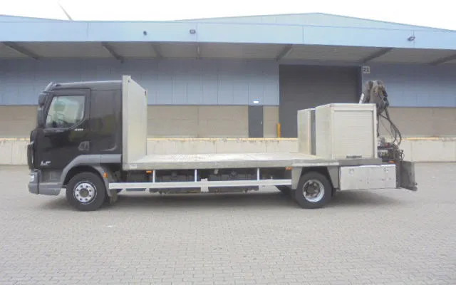 DAF LF 220 NL KENTEKEN - Camión grúa: foto 5 DAF LF 220 NL KENTEKEN - Camión grúa: foto 5