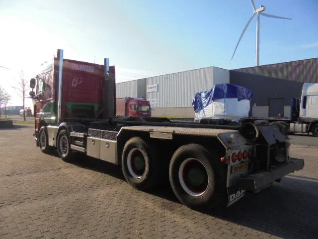 DAF XF 105 410 FAD 8X4 STEEL SUSPENSION - Camión multibasculante: foto 5 DAF XF 105 410 FAD 8X4 STEEL SUSPENSION - Camión multibasculante: foto 5