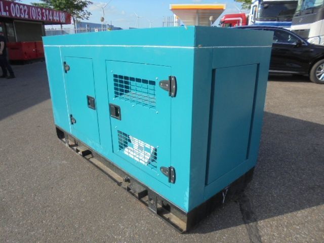 Damatt CA-30 - Generador industriale: foto 3 Damatt CA-30 - Generador industriale: foto 3