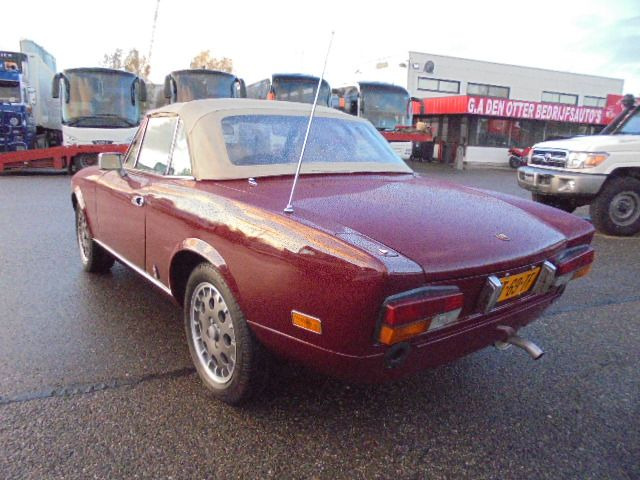 Fiat 124 SPIDER 2000 USA - Descapotable: foto 4 Fiat 124 SPIDER 2000 USA - Descapotable: foto 4