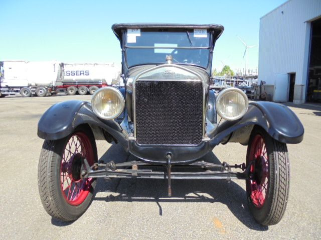 Ford Model T RUNABOUT - Sedan: foto 2 Ford Model T RUNABOUT - Sedan: foto 2