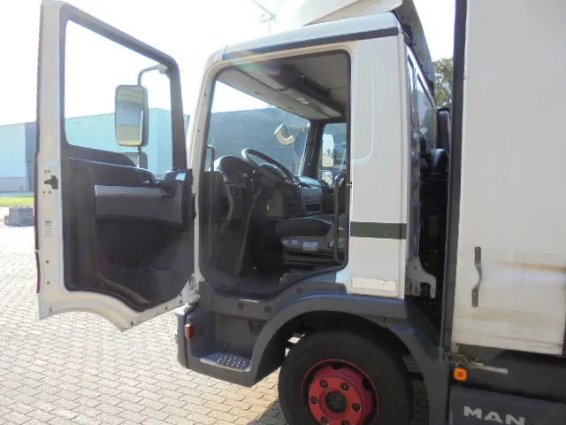 Camión caja cerrada MAN TGL 10-180 NL TRUCK: foto 14