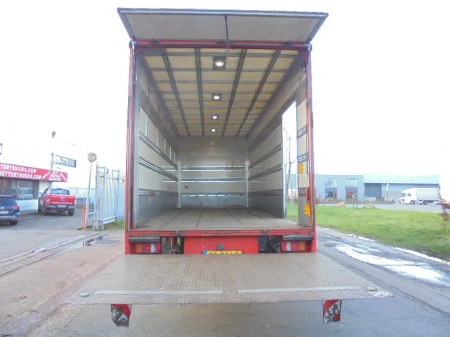 MAN TGM 12-250 - Camión caja cerrada: foto 5 MAN TGM 12-250 - Camión caja cerrada: foto 5