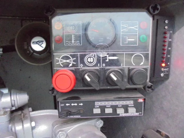 Leasing de Mercedes-Benz 1124 F Mercedes-Benz 1124 F: foto 9