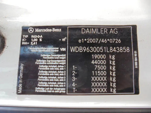 Camión portavehículos Mercedes-Benz ACTROS 2340 6X2: foto 13 Camión portavehículos Mercedes-Benz ACTROS 2340 6X2: foto 13