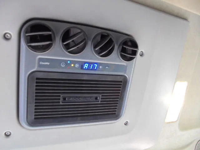 Camión portavehículos Mercedes-Benz ACTROS 2340 6X2: foto 11 Camión portavehículos Mercedes-Benz ACTROS 2340 6X2: foto 11