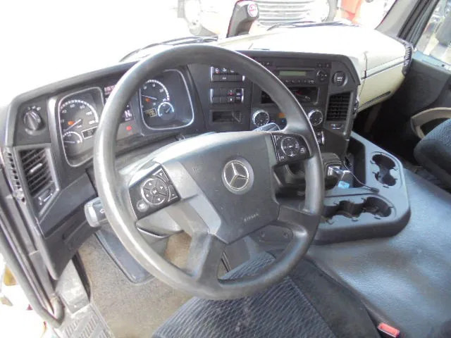 Camión portavehículos Mercedes-Benz ACTROS 2340 6X2: foto 8 Camión portavehículos Mercedes-Benz ACTROS 2340 6X2: foto 8