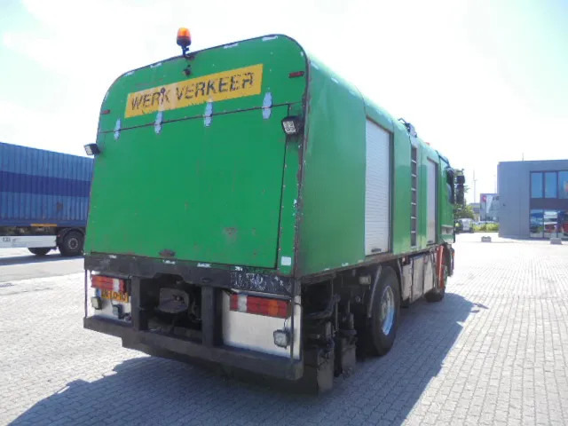 Mercedes-Benz Actros 1831 1831 Bitumensprayer - Camión cisterna: foto 5 Mercedes-Benz Actros 1831 1831 Bitumensprayer - Camión cisterna: foto 5
