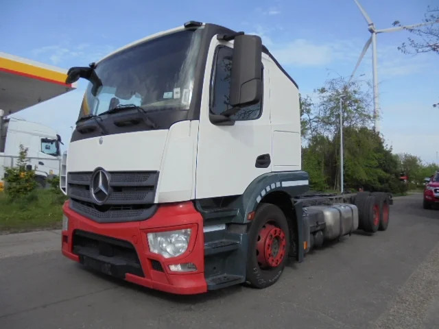 Mercedes-Benz Actros 2336 LL 6X2 EUR 6 - Camión portavehículos: foto 1 Mercedes-Benz Actros 2336 LL 6X2 EUR 6 - Camión portavehículos: foto 1