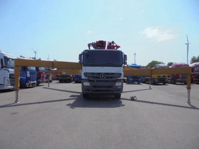Mercedes-Benz Actros 4144 8X4 SANY 56M BETONPOMP - Bomba de hormigón: foto 3 Mercedes-Benz Actros 4144 8X4 SANY 56M BETONPOMP - Bomba de hormigón: foto 3