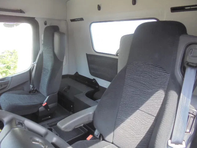 Camión grúa nuevo Mercedes-Benz Arocs 2545 + RETARDER 6X2 NEW /DEMO: foto 17