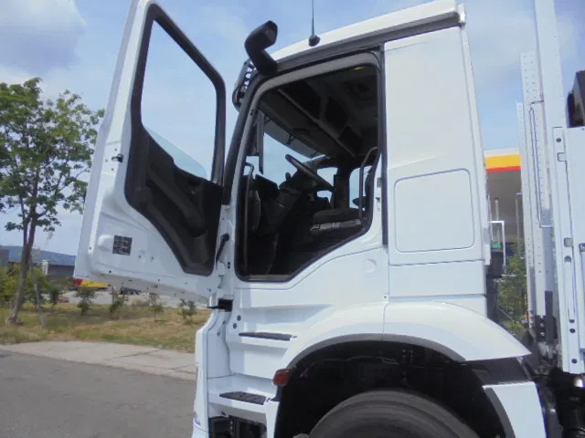 Camión grúa nuevo Mercedes-Benz Arocs 2545 + RETARDER 6X2 NEW /DEMO: foto 11