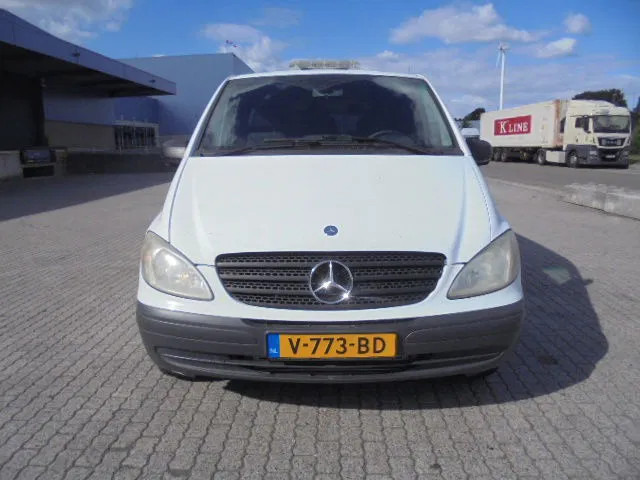 Mercedes-Benz Vito 110 NL - Furgoneta pequeña, Furgoneta combi: foto 2 Mercedes-Benz Vito 110 NL - Furgoneta pequeña, Furgoneta combi: foto 2