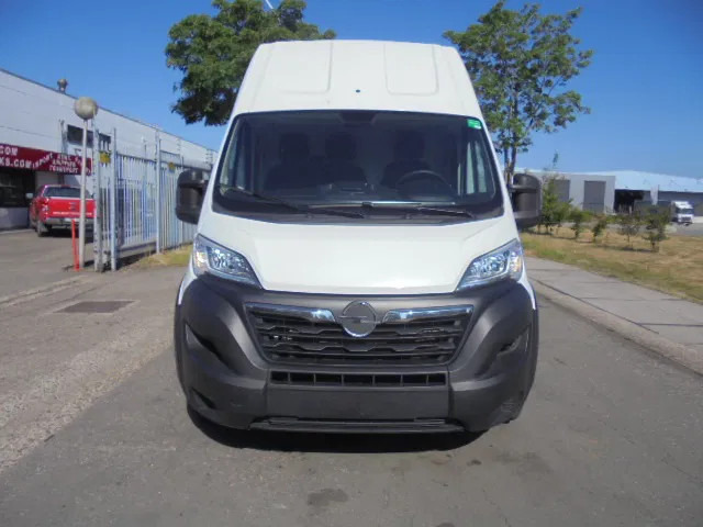 Opel Movano L3H2 2.2L BLUE HDI 165 - Furgón: foto 2 Opel Movano L3H2 2.2L BLUE HDI 165 - Furgón: foto 2
