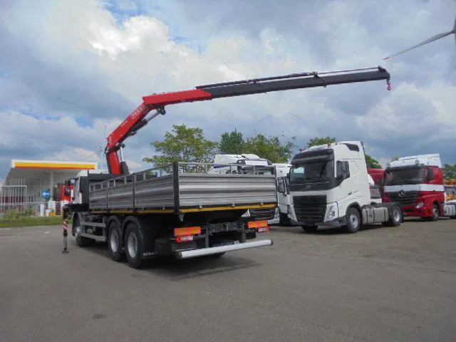 Renault 320 6X4 + FASSI F245 DEMO UNUSED - Camión caja abierta, Camión grúa: foto 5 Renault 320 6X4 + FASSI F245 DEMO UNUSED - Camión caja abierta, Camión grúa: foto 5