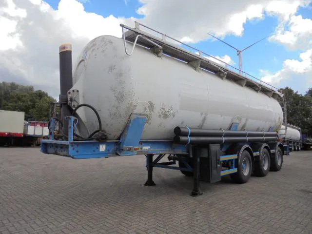 SPITZER BP SK 50 - Semirremolque cisterna: foto 1 SPITZER BP SK 50 - Semirremolque cisterna: foto 1
