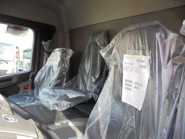 Camión chasis nuevo Scania P450 XT 4X4 NIEUW - DEMO: foto 10