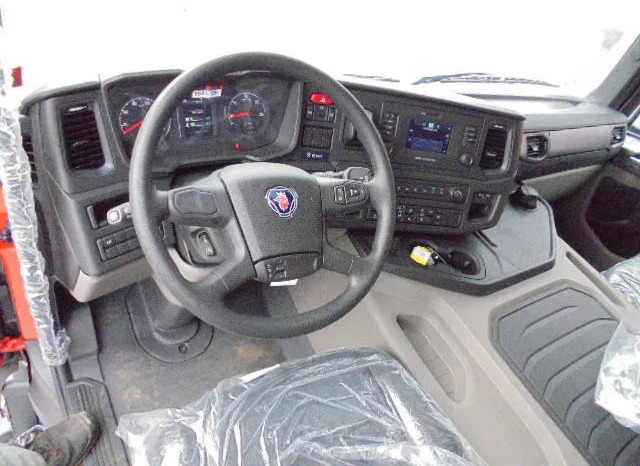 Camión chasis nuevo Scania P450 XT 4X4 NIEUW - DEMO: foto 18