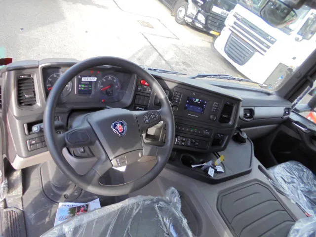 Camión chasis nuevo Scania P450 XT 4X4 NIEUW-DEMO: foto 7